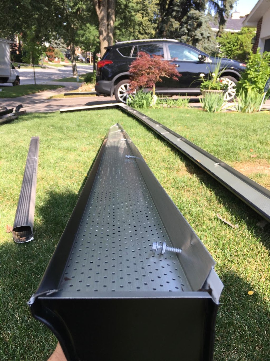 Blackstar Aluminum Eavestrough / Gutter Installation | 745 Fenmar Dr, North York, ON M9L 1C8, Canada | Phone: (416) 488-8377