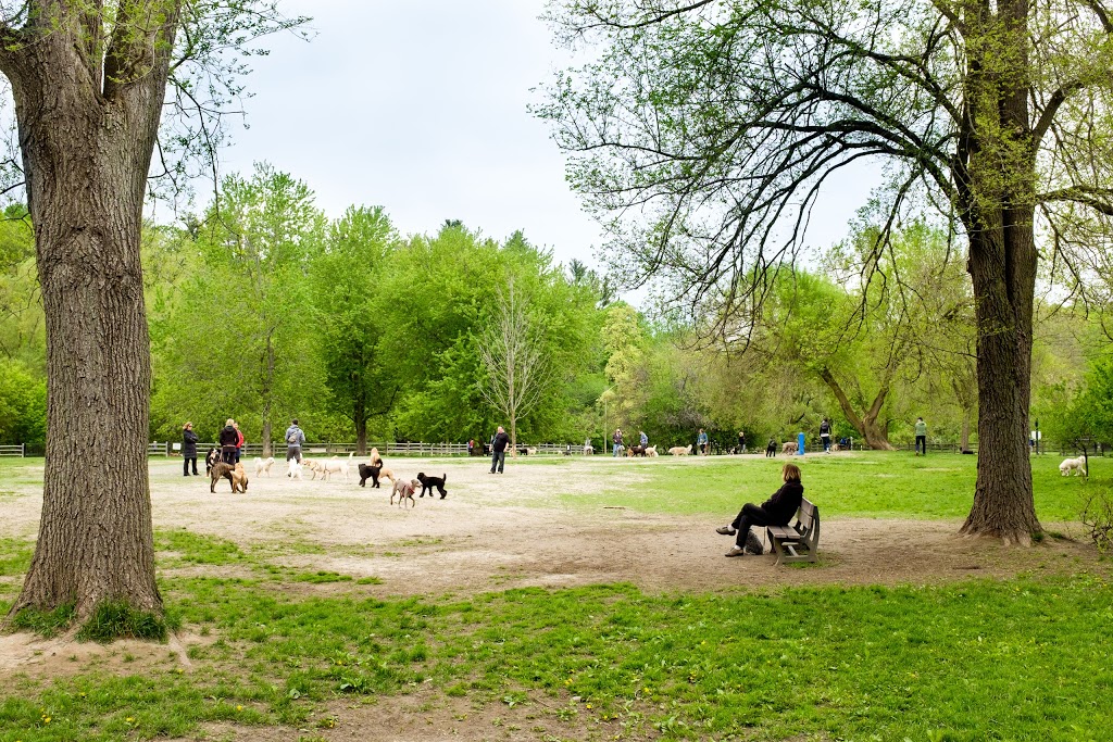 Sunnybrook Dog Park | North York, Toronto, ON M4N, Canada