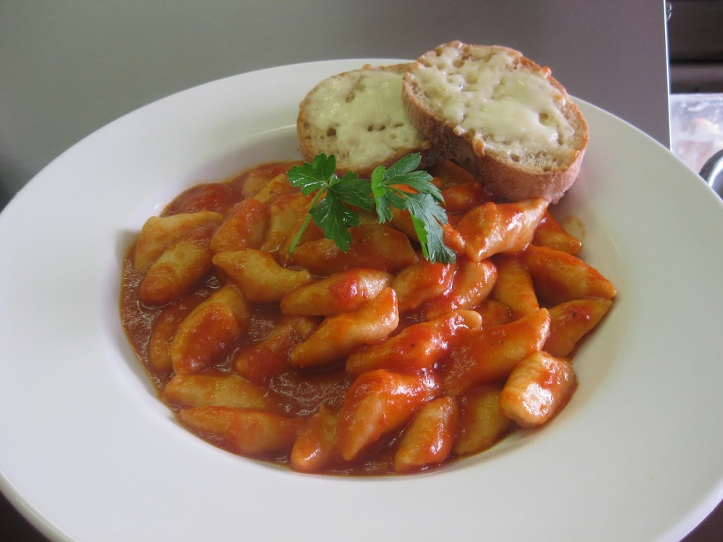 Don Marcos Italian Eatery | 248 Wellington St, Welland, ON L3B 1B5, Canada | Phone: (905) 714-4417