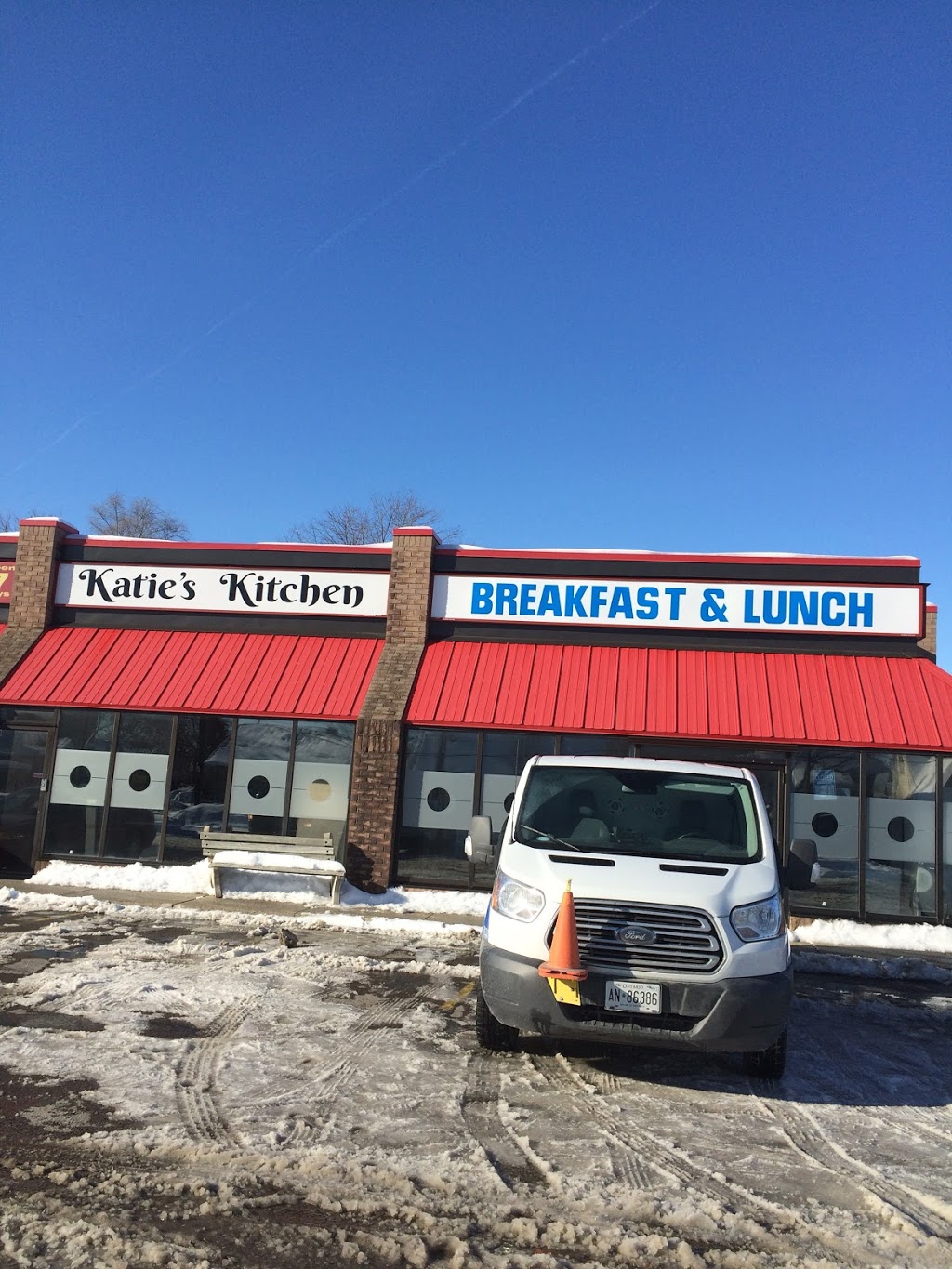 Katies Kitchen | 1180 Oxford St E, London, ON N5Y 3M1, Canada | Phone: (519) 455-5283