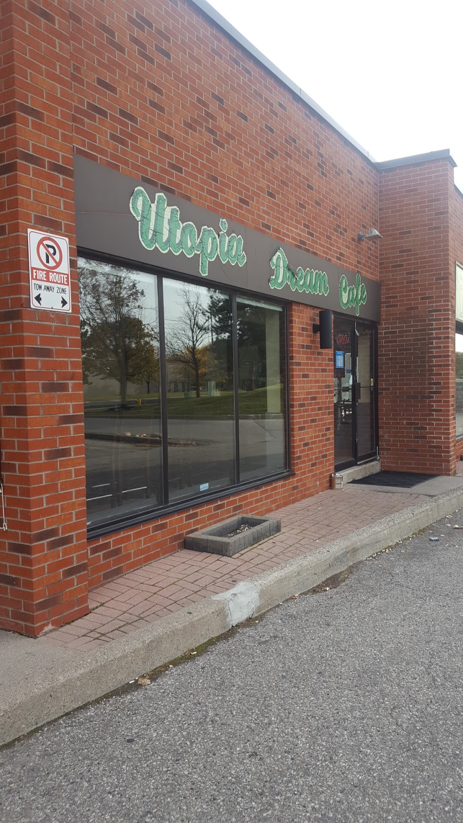 Utopia Dream Cafe | 26-27, 7170 Warden Ave, Markham, ON L3R 8B4, Canada | Phone: (416) 878-8770