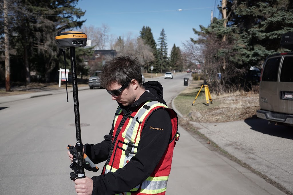 Bench Mark GNSS Equipment | 3175 68 St NW Unit 2, Calgary, AB T3B 2J4, Canada | Phone: (403) 286-0333