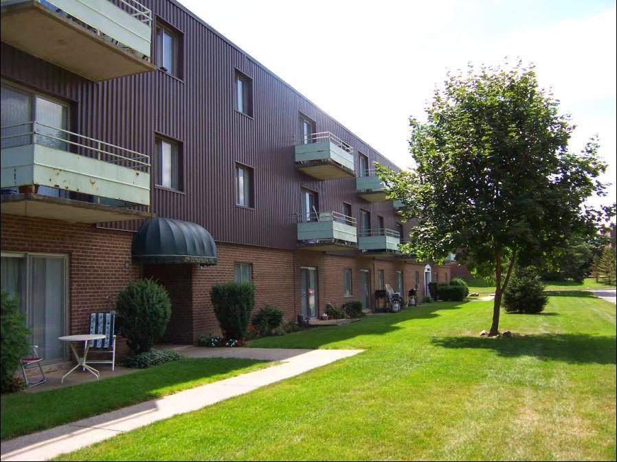 Inverness Apartments | 29 Inverness Drive, Woodlawn Rd. and Inverness Dr., Guelph, ON N1E 3M1, Canada | Phone: (519) 546-6952