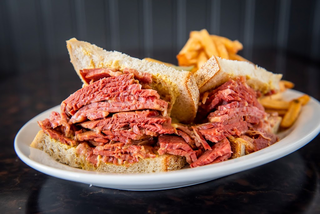 Daves Genuine Deli | 1763 Avenue Rd, Toronto, ON M5M 3Y8, Canada | Phone: (416) 787-3354