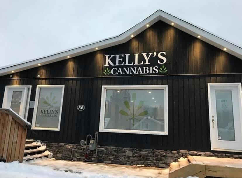 Kelly’s Cannabis | 36 King William St, Huntsville, ON P1H 1G5, Canada | Phone: (705) 787-0233