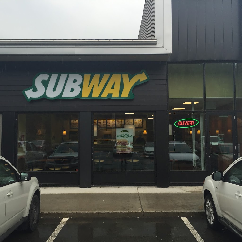 Restaurant SUBWAY | #103, 224 Avenue Ste Brigitte, Sainte-Brigitte-de-Laval, QC G0A 3K0, Canada | Phone: (418) 825-2121