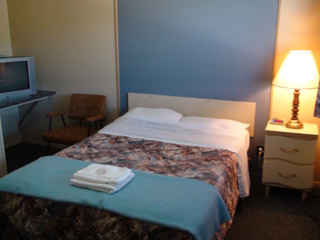 Motel Spring | 8520 Sainte-Anne Boul E, Château-Richer, QC G0A 1N0, Canada | Phone: (418) 824-4953