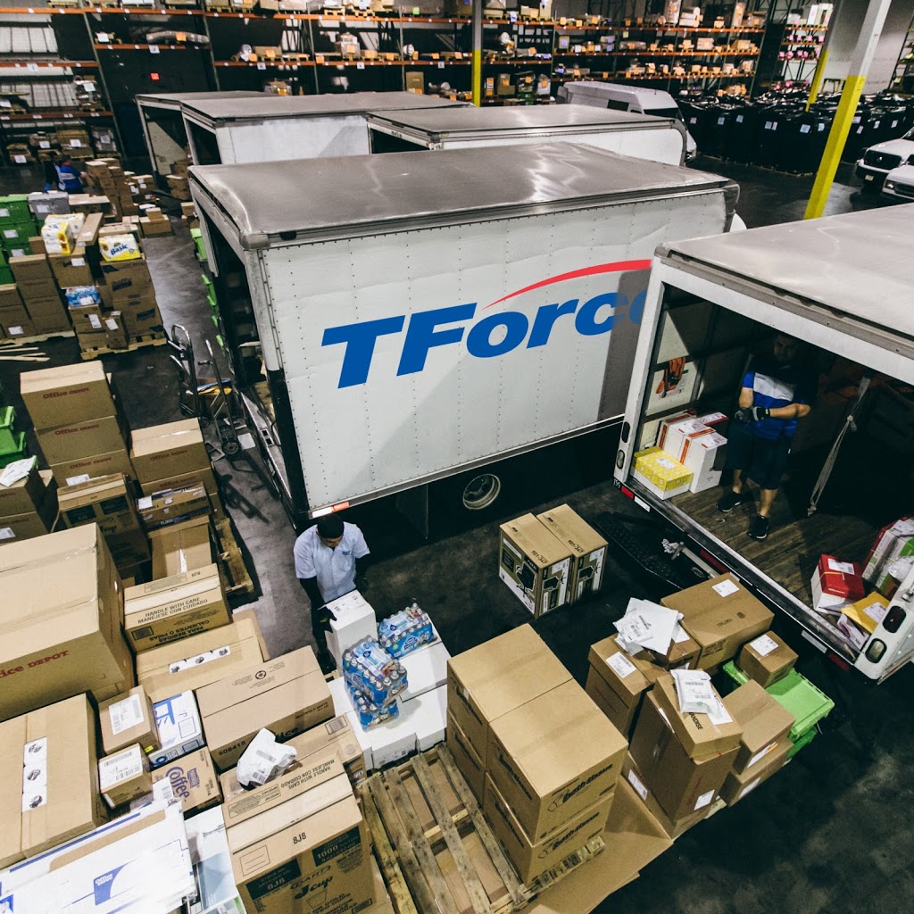 TForce Final Mile Regina SK | 525 12 Ave E, Regina, SK S4N 5T7, Canada | Phone: (800) 387-7787