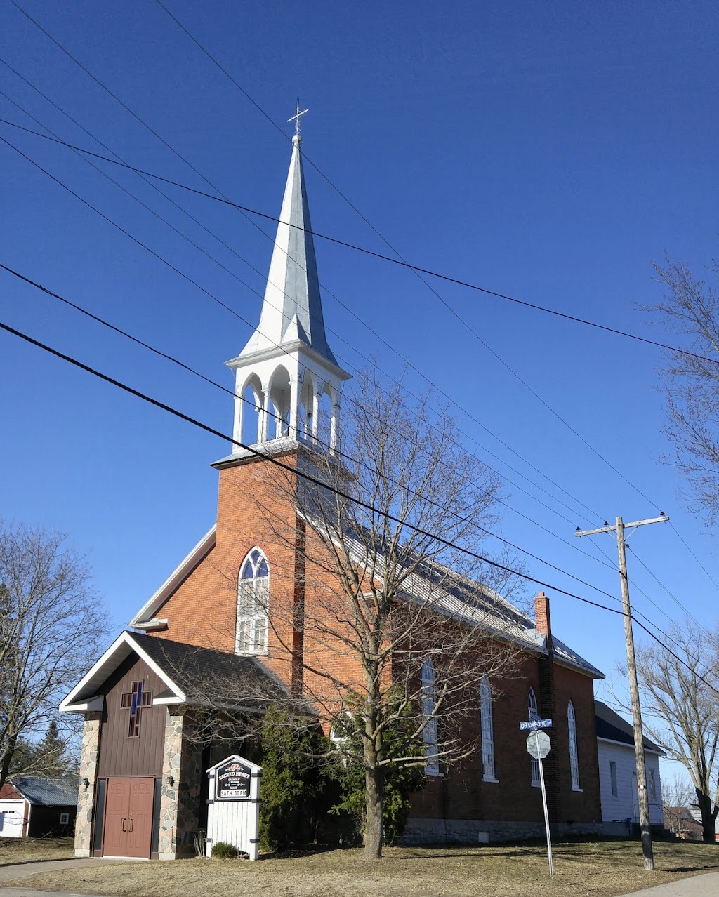 Sacred Heart Parish Church | Crawford St, Cobden, ON K0J 1K0, Canada | Phone: (613) 646-0000