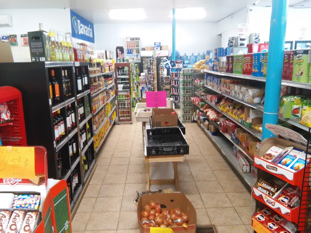 SuperMarché Du Quartier | 371 Rue Laurier, Saint-Jean-sur-Richelieu, QC J3B 6L6, Canada | Phone: (450) 349-5557