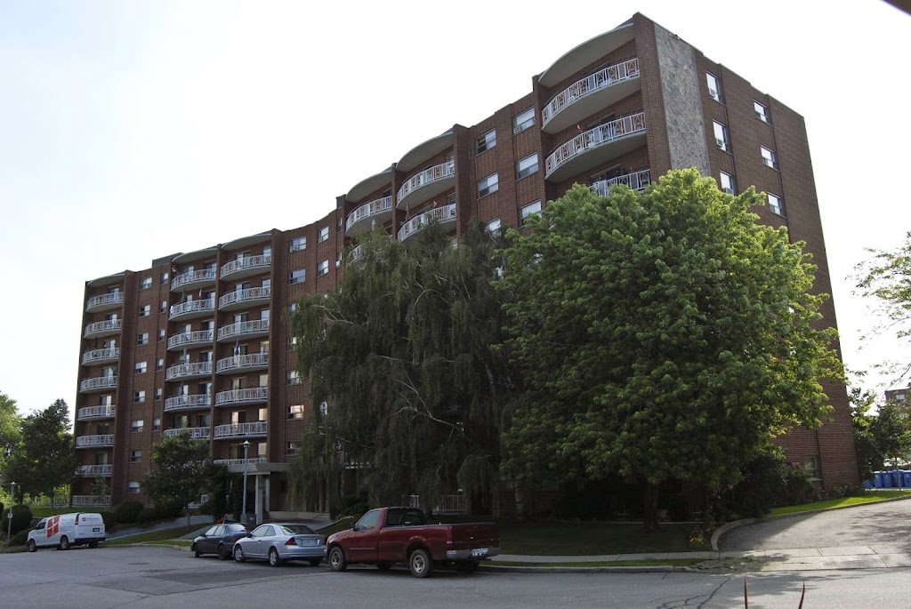 Village Green Apartments | 10 Village Green, Stoney Creek, ON L8G 2J3, Canada | Phone: (905) 662-1641