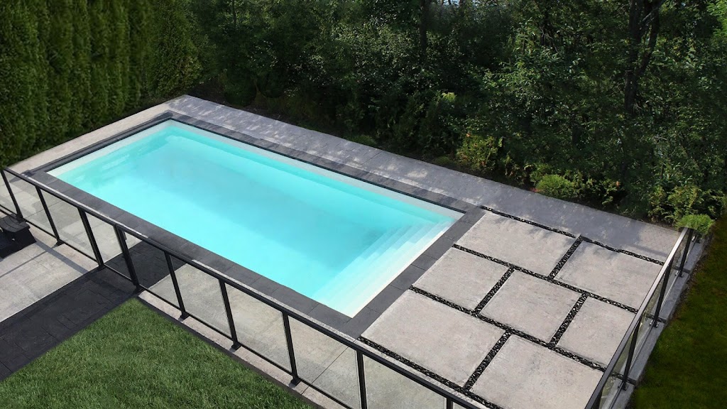 Piscine en fibre Okéanos Québec | 4506 Bd Sainte-Anne, Québec, QC G1C 2K3, Canada | Phone: (418) 667-6000