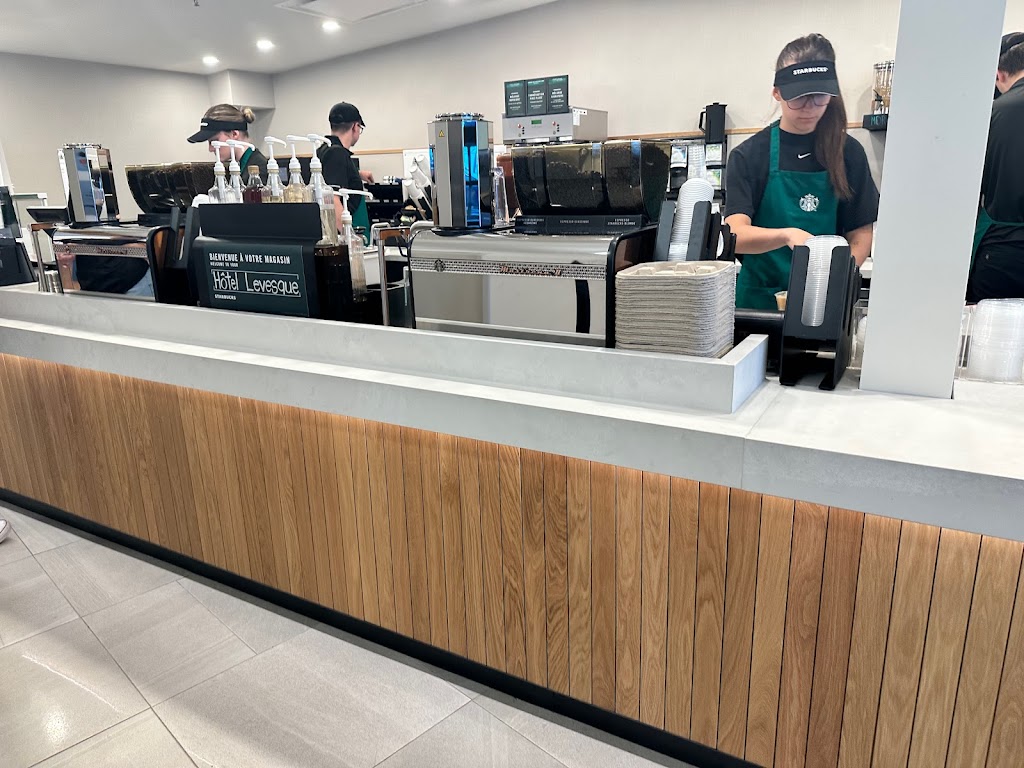 Starbucks | 171 Rue Fraser, Rivière-du-Loup, QC G5R 1E2, Canada | Phone: (418) 862-6927