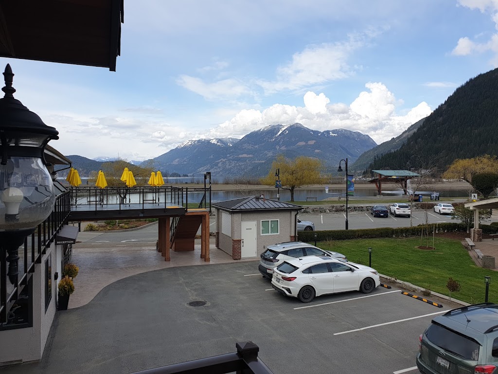 Harrison Grand Motel LTD. | 280 Esplanade Ave, Harrison Hot Springs, BC V0M 1K0, Canada | Phone: (604) 491-8850