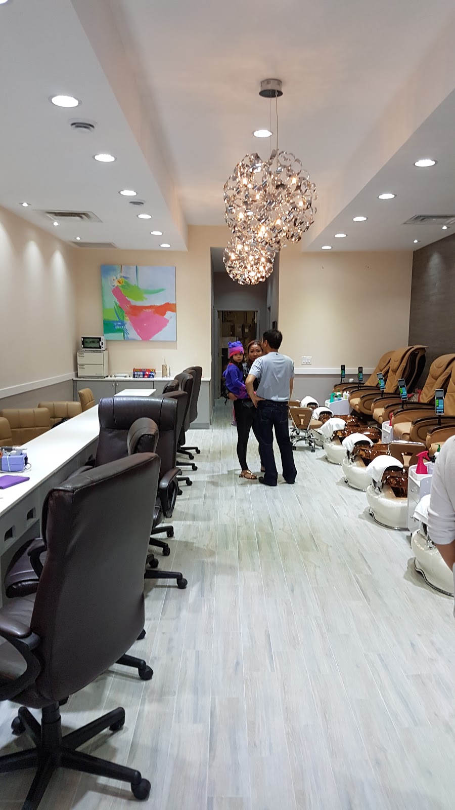 Pedi And Nails | 15 Ringwood Dr, Whitchurch-Stouffville, ON L4A 8C1, Canada | Phone: (905) 591-8288