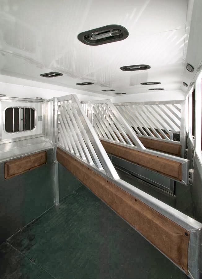 Sky Horse Trailers | Okotoks, AB T1S 1R1, Canada | Phone: (403) 995-9995