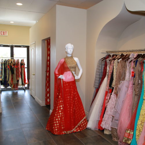 Adaa Trendz Boutique | 1 Steeles Ave E, Brampton, ON L6W 4J5, Canada | Phone: (905) 451-0786