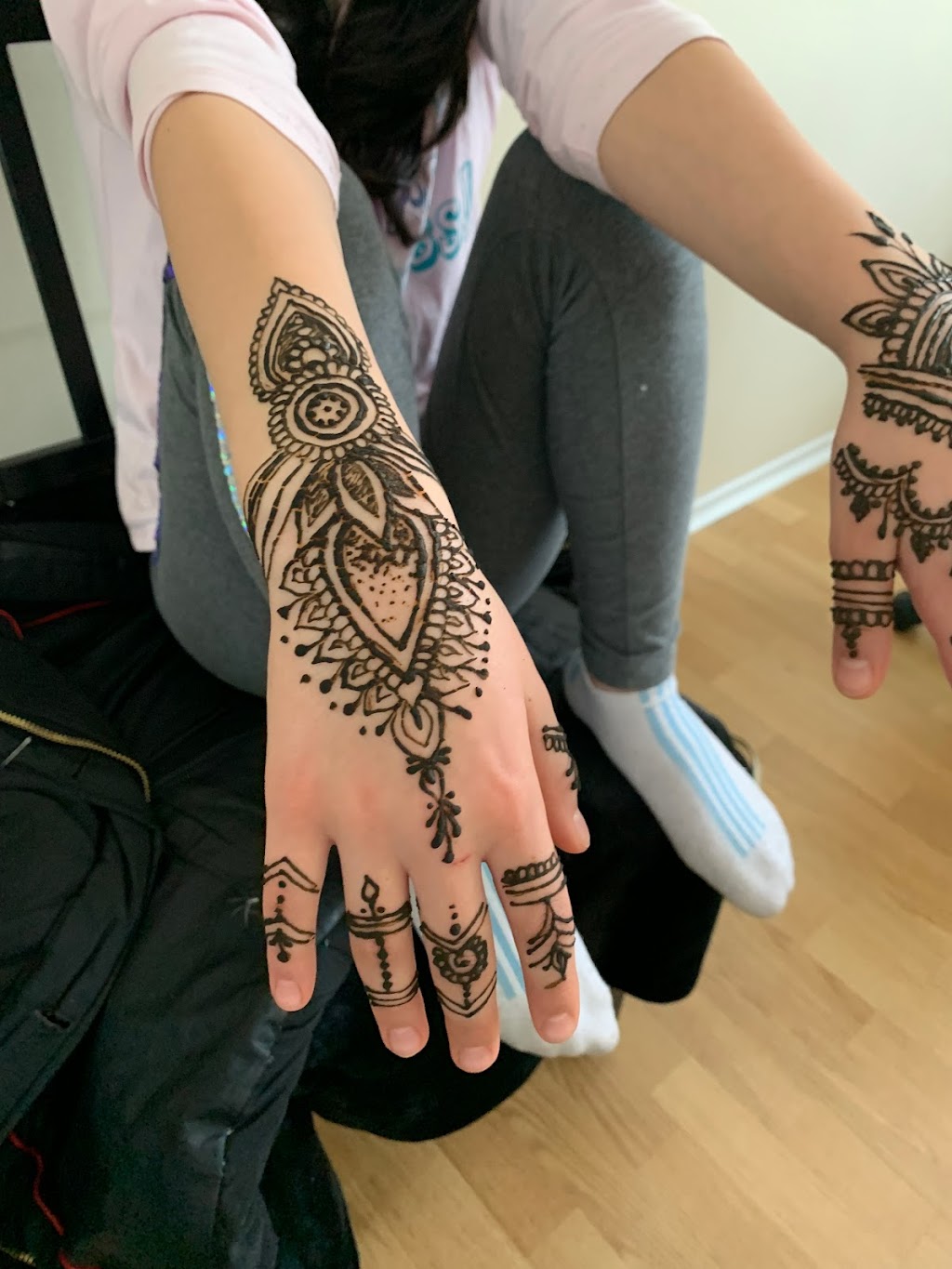 Henna Hands Montreal | 17000 Boul. de Pierrefonds, Pierrefonds, QC H9J 2V3, Canada | Phone: (438) 522-5231