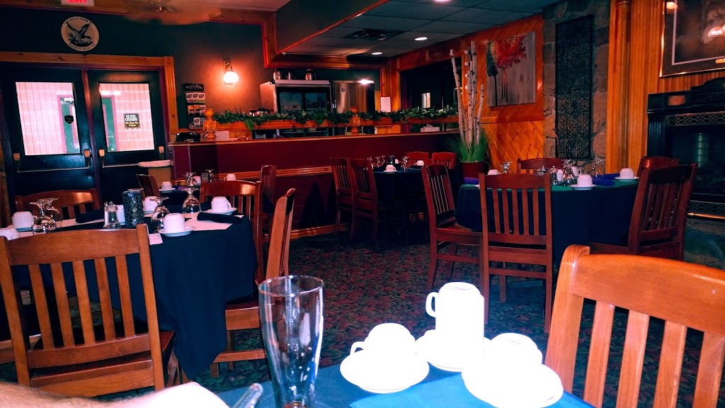 Pinewood Motor Inn | 378 Centre St, Espanola, ON P5E 1G3, Canada | Phone: (705) 869-3460