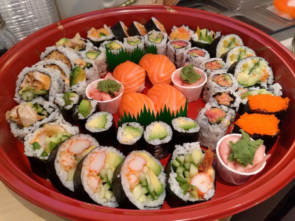 Sushi Sakana | 149 Kindersley Ave, Mount Royal, QC H3R 1R3, Canada | Phone: (514) 340-0009