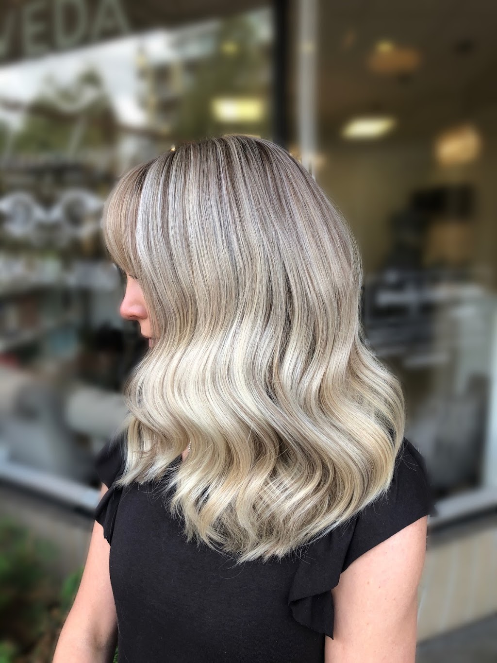 JACKIE NEWBURY HAIR | 2226 Marine Dr, West Vancouver, BC V7V 1K4, Canada | Phone: (604) 655-3323