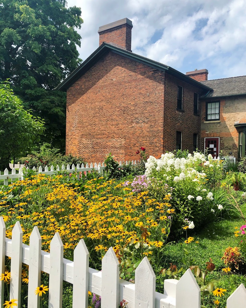 McFarland Park Picnic Pavilion | 15927 Niagara Pkwy, Niagara-on-the-Lake, ON L2E 6T2, Canada | Phone: (905) 468-3322