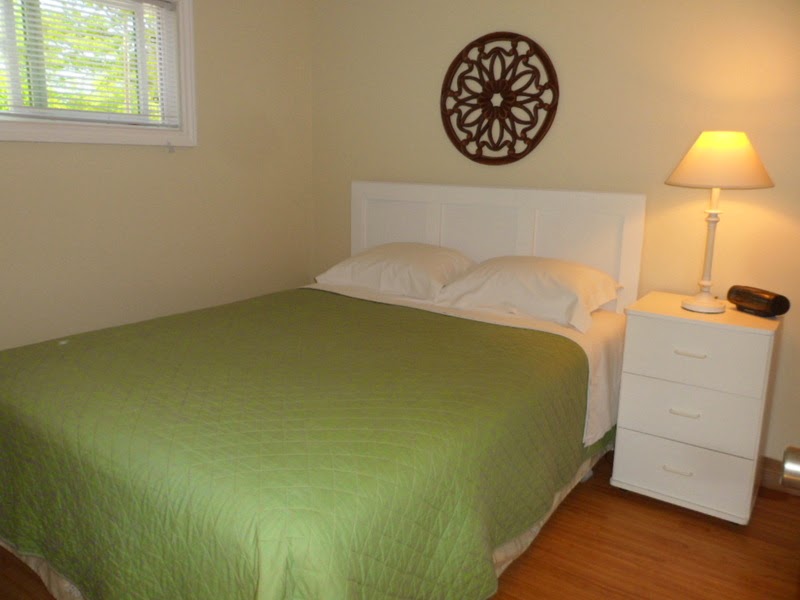 Woodland Hideaway | 115 30th St N, Wasaga Beach, ON L9Z 2C8, Canada | Phone: (705) 429-5624