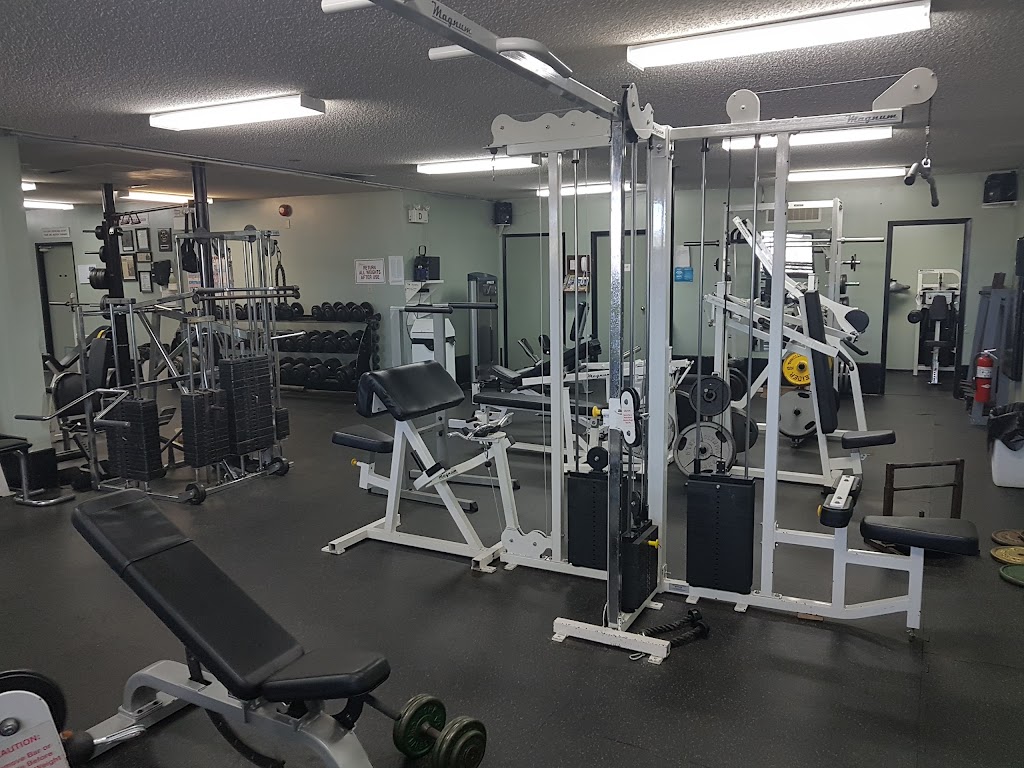 Joes Weight Training & Fitness | 942 Hyde St, Pincher Creek, AB T0K 1W0, Canada | Phone: (403) 627-4471