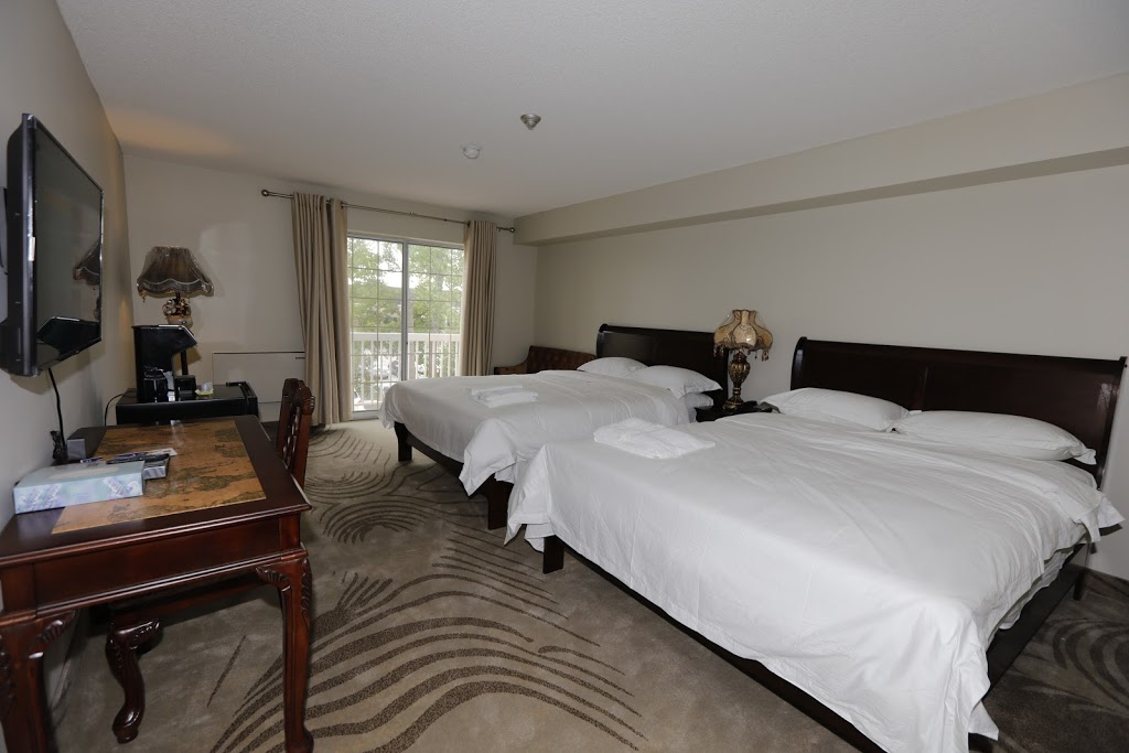 Fullerton Manor Inn | 7940 Lundys Ln, Niagara Falls, ON L2H 1H1, Canada | Phone: (289) 296-3599