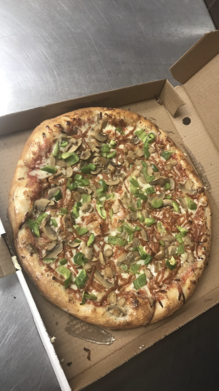 Primo Pizza | 9733 Tecumseh Rd E, Windsor, ON N8R 1A1, Canada | Phone: (519) 735-6008