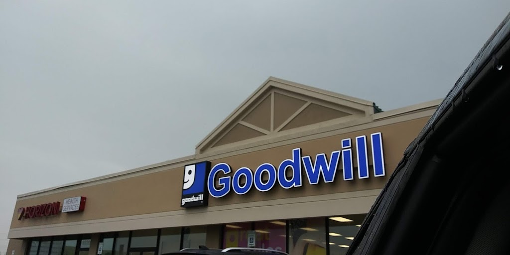 Goodwill Store & Donation Center | 6530 Niagara Falls Blvd, Niagara Falls, NY 14304, USA | Phone: (716) 215-6007