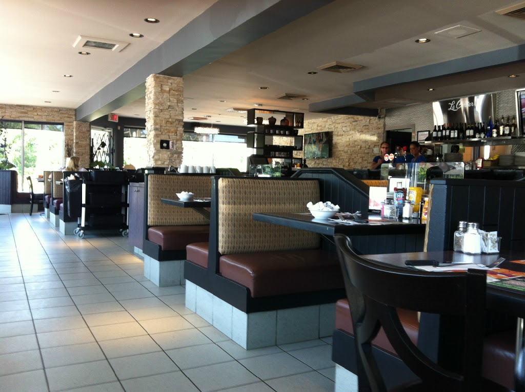 Restaurant Le Cartier | 319 Boulevard Cartier O, Laval, QC H7N 2J4, Canada | Phone: (450) 669-1600