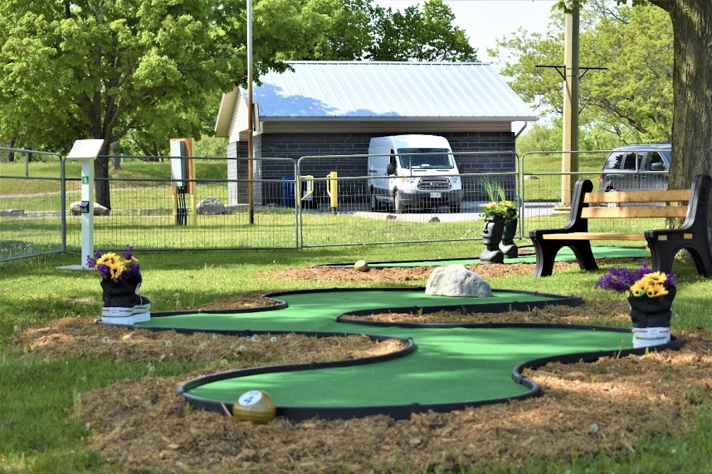 Park Play Micro Golf | 10 Bay Bridge Rd Unit 3, Belleville, ON K8P 1A7, Canada | Phone: (613) 969-7502