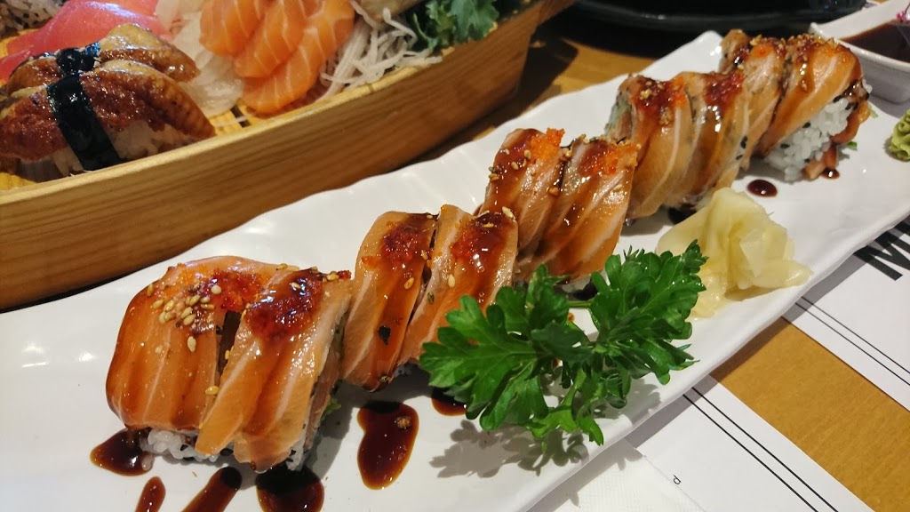 Mi•Ne Sushi | 325 Bremner Blvd, Toronto, ON M5V 3V3, Canada | Phone: (416) 623-1975