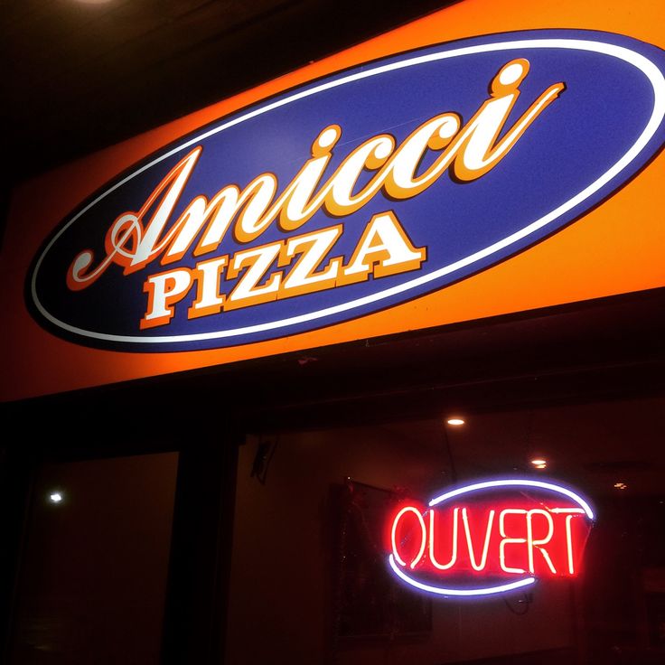 Amicci Pizza | 2 Boulevard Louise-Campagna, Gatineau, QC J9A 2X1, Canada | Phone: (819) 775-3355