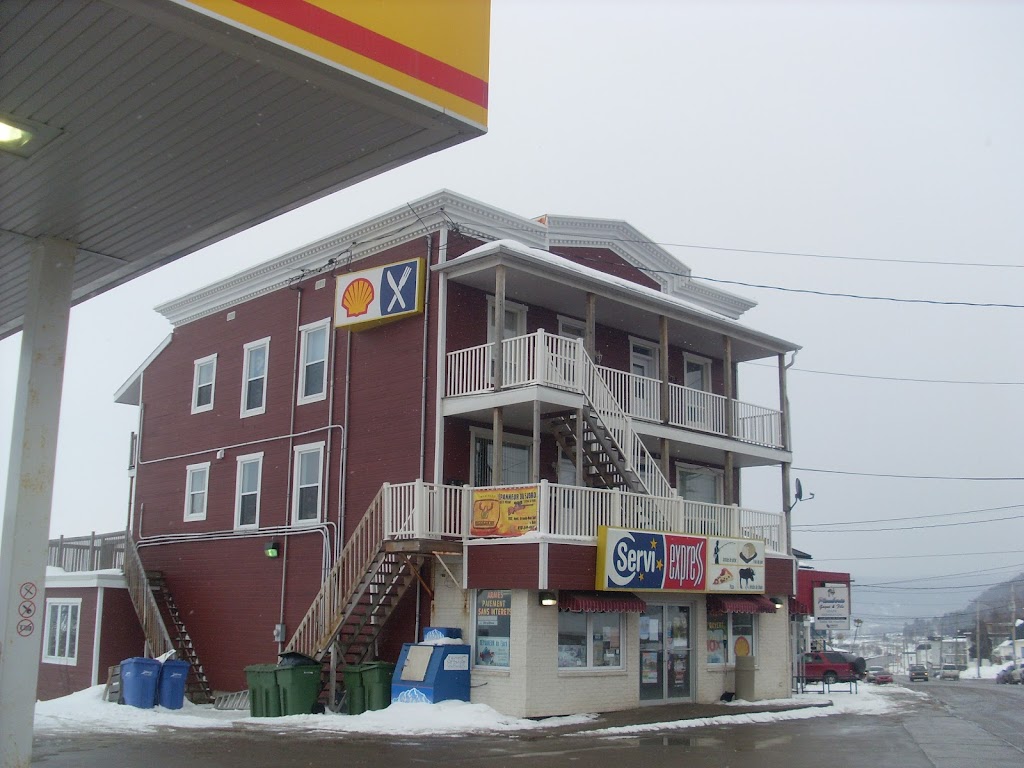 Dépanneur du Fjord Inc | 762 Bd de la Grande-Baie-Sud, La Baie, QC G7B 1C2, Canada | Phone: (418) 544-8631