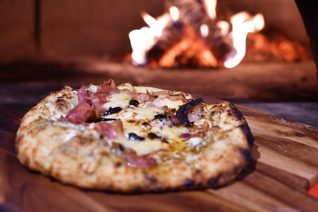 Capodimonte Pizza Artisanale | 7067 Boulevard des Forges, Trois-Rivières, QC G8Y 1Y7, Canada | Phone: (819) 375-6070