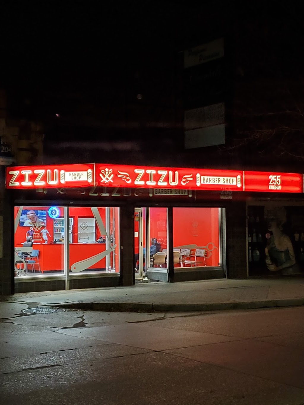 Zizu Barber Shop | 255 Vaughan St, Winnipeg, MB R3C 1T8, Canada | Phone: (204) 783-8388
