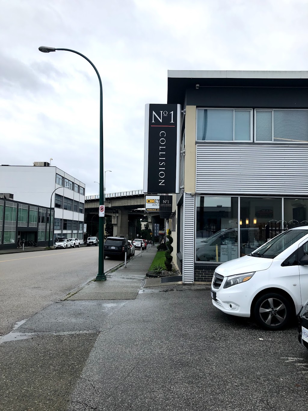 No. 1 Collision Group (Granville) | 1520 W 3rd Ave, Vancouver, BC V6J 1J7, Canada | Phone: (604) 732-6584