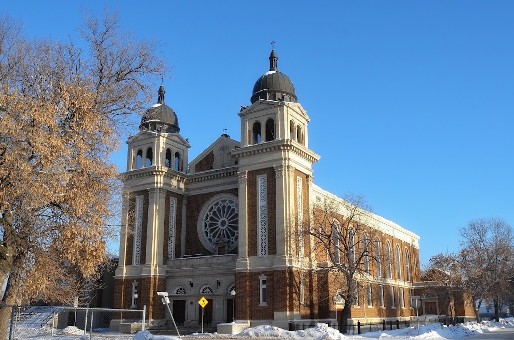 Sts. Vladimir & Olga Cathedral (Ukrainian Catholic Church) | 115 McGregor St, Winnipeg, MB R2W 4V6, Canada | Phone: (204) 589-5025