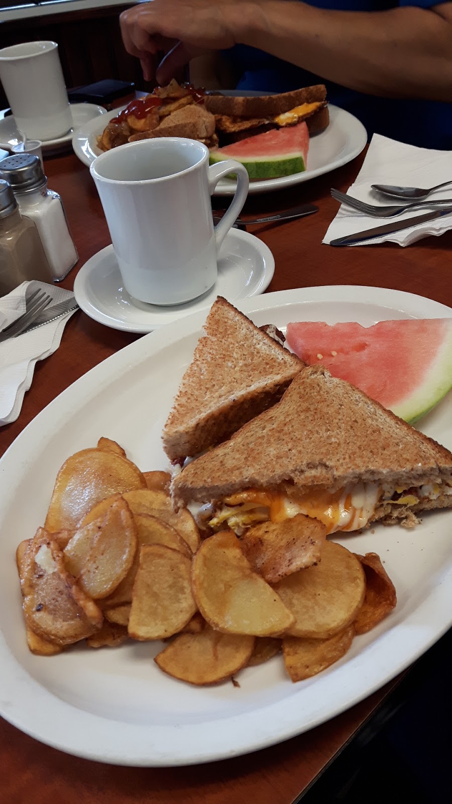 Johnny Pastrami’s Breakfast and Lunch | 296 Ontario St, St. Catharines, ON L2R 5L7, Canada | Phone: (905) 988-1111