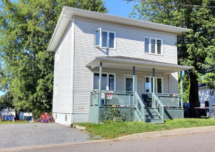 Century 21 Nord-Sud Rivière-Du-Loup | 186 Bd de lHôtel de Ville, Rivière-du-Loup, QC G5R 4S2, Canada | Phone: (418) 868-0021