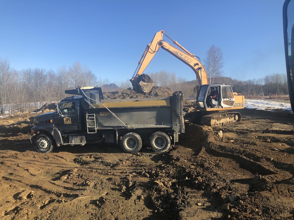 Excavation Julien Pouliot Inc | 40 Chem. West Hill, Mansonville, QC J0E 1X0, Canada | Phone: (450) 292-3225