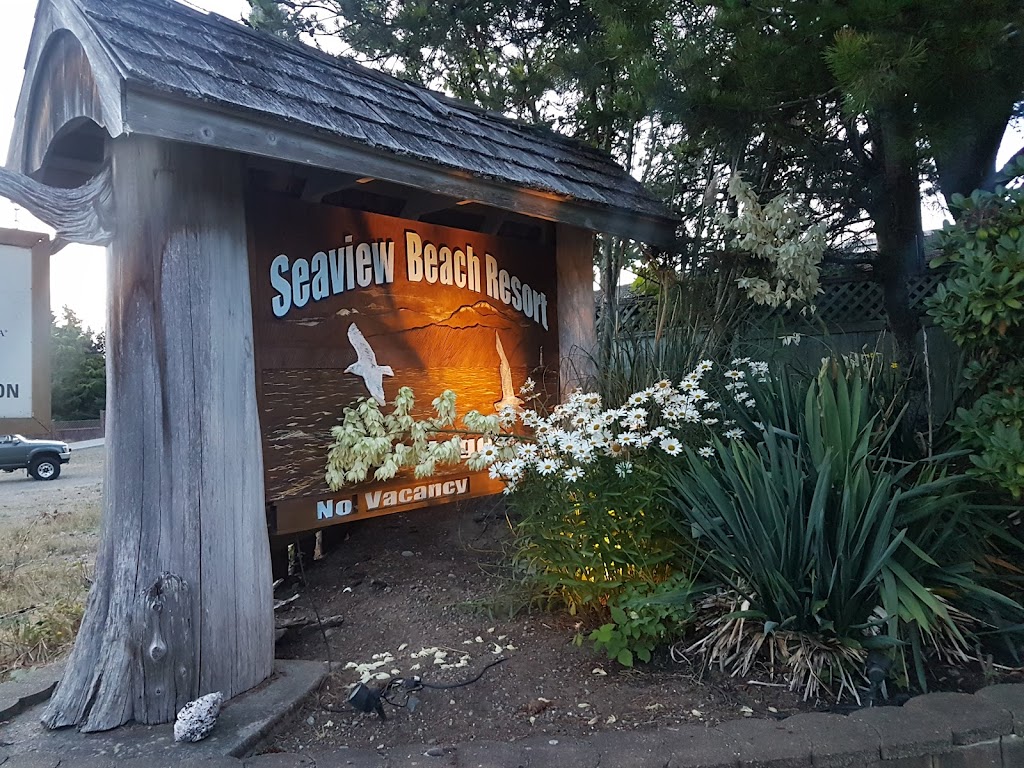 Seaview Resort | 911 McFeely Dr, Qualicum Beach, BC V9K 2B7, Canada | Phone: (250) 752-6671