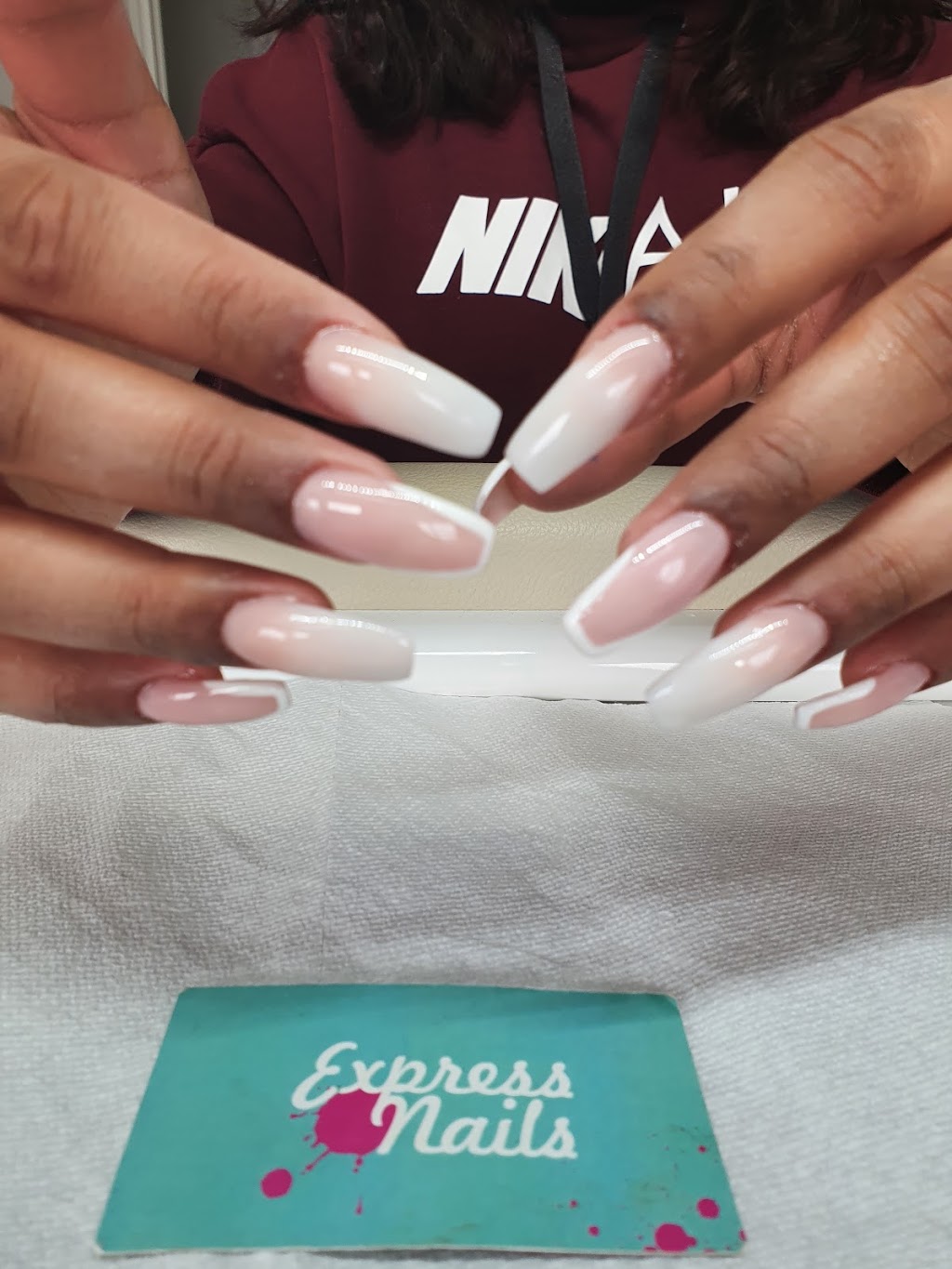 Expressnails2 | 71 Empire Dr, Bradford, ON L3Z 4H9, Canada | Phone: (416) 662-2005