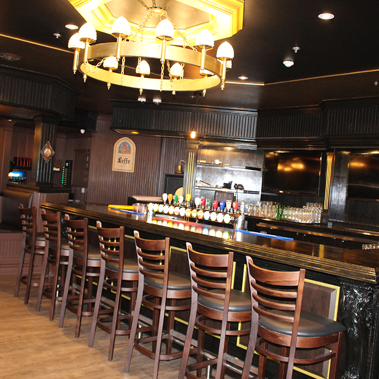 Kingsmen Pub and Grill | 1550 Kingston Rd, Pickering, ON L1V 1C3, Canada | Phone: (905) 492-5999