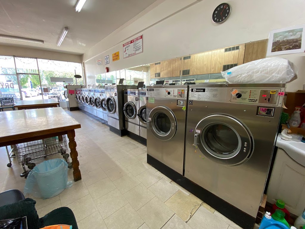 POCO Laundromat | 2827 Shaughnessy St, Port Coquitlam, BC V3C 3H1, Canada | Phone: (778) 285-0805