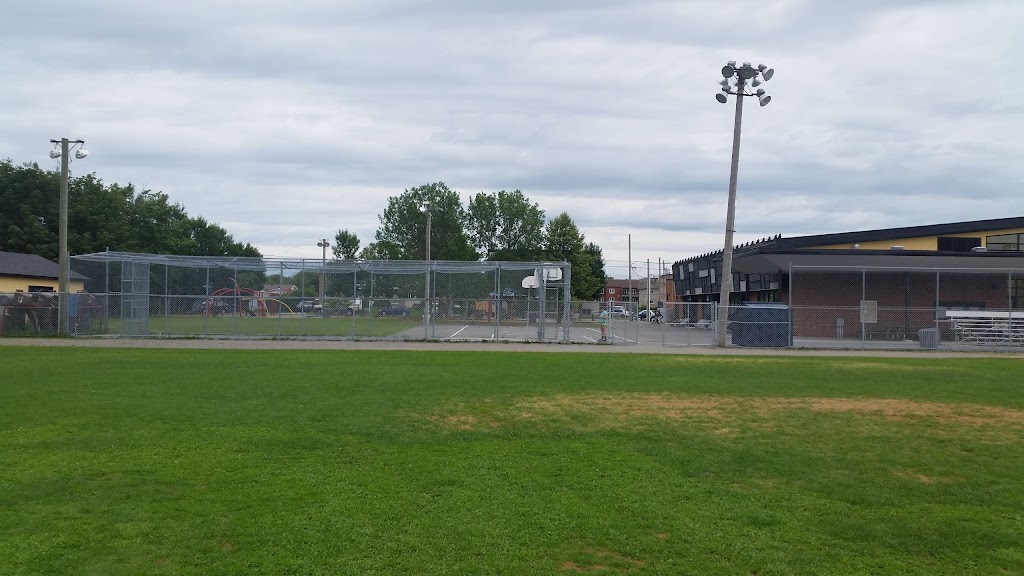 Baseball Saint-Hyacinthe | 5065 Rue Gouin, Saint-Hyacinthe, QC J2S 1E3, Canada | Phone: (450) 773-7811