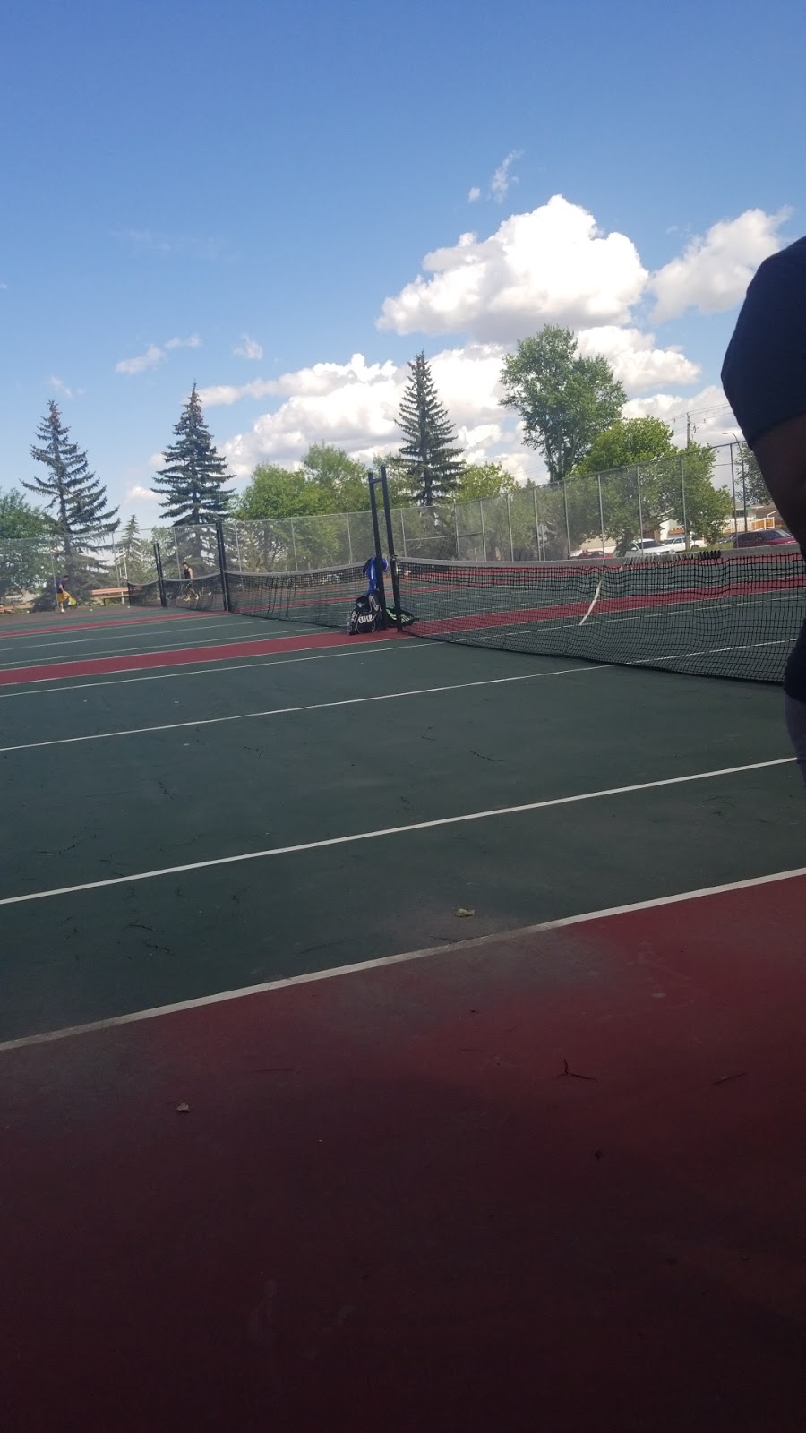 Tennis Court (4) | 819 36 St SE, Calgary, AB T2A 0C6, Canada | Phone: (403) 268-2489