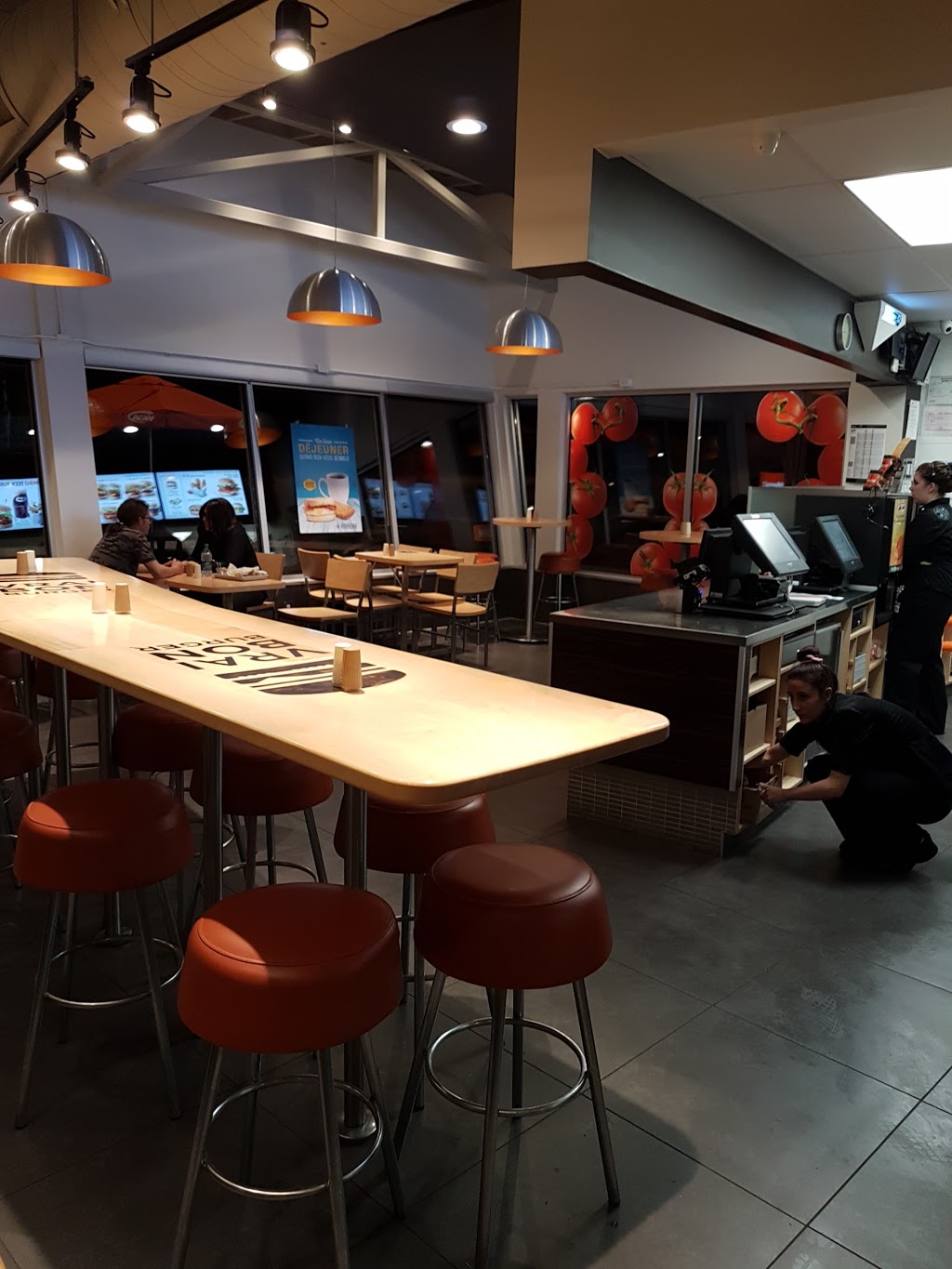 A&W Canada | 1017 Chemin de Masson, Gatineau, QC J8M 1R4, Canada | Phone: (819) 986-9090